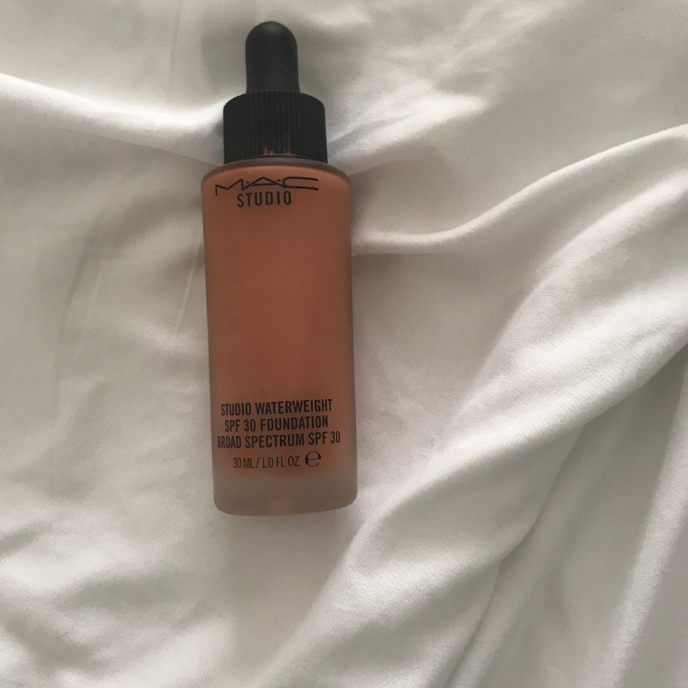 Mac foundation - NW43